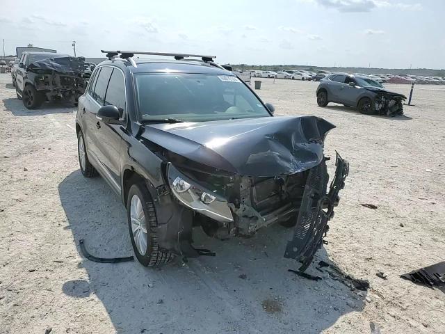 2014 Volkswagen Tiguan S VIN: WVGBV3AX8EW044593 Lot: 68816124