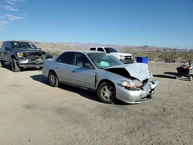 1HGCF86671A112880 2001 Honda Accord Value