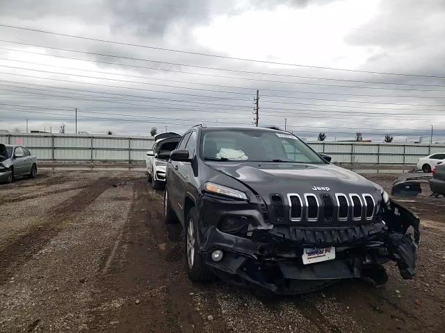 2014 Jeep Cherokee Latitude VIN: 1C4PJLCB0EW157770 Lot: 69588034