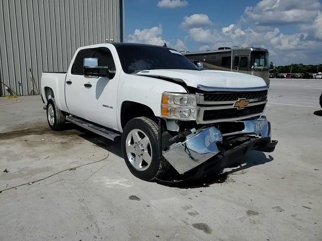 2013 Chevrolet Silverado - Image 11