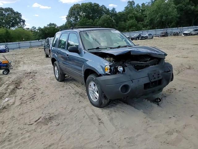 2005 Ford Escape Xls VIN: 1FMYU02Z95KB06800 Lot: 68647114