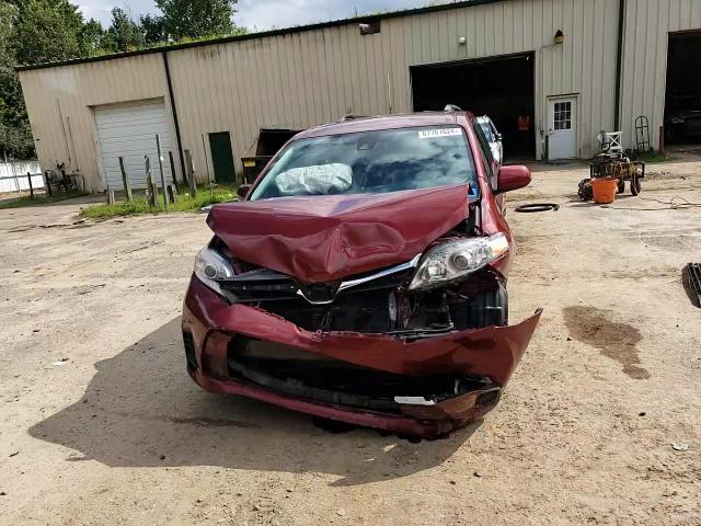 2018 Toyota Sienna Le VIN: 5TDKZ3DC7JS901272 Lot: 67761624