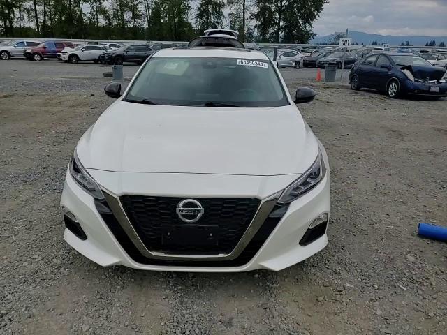 2020 Nissan Altima - Image 11