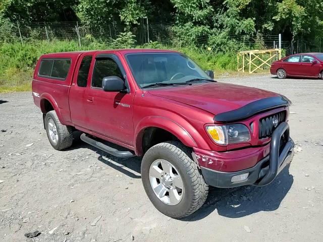 2004 Toyota Tacoma - Image 10