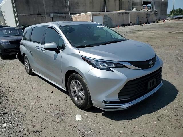 2021 Toyota Sienna Xle VIN: 5TDYRKEC3MS004831 Lot: 67034534