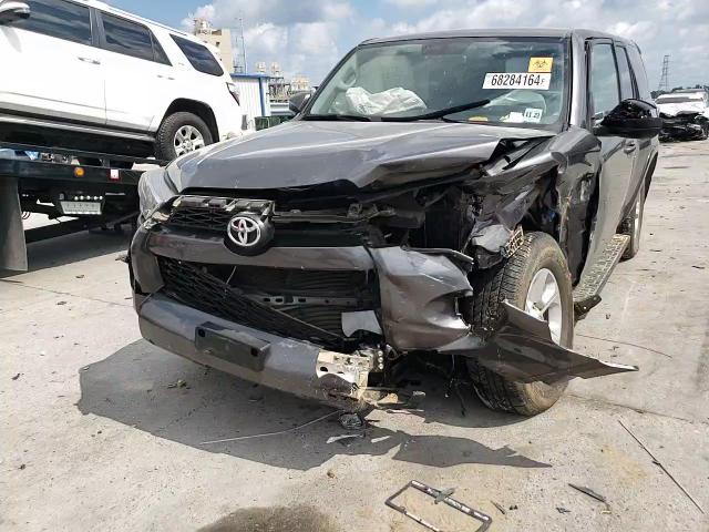 2018 Toyota 4Runner Sr5/Sr5 Premium VIN: JTEBU5JR8J5606508 Lot: 68284164