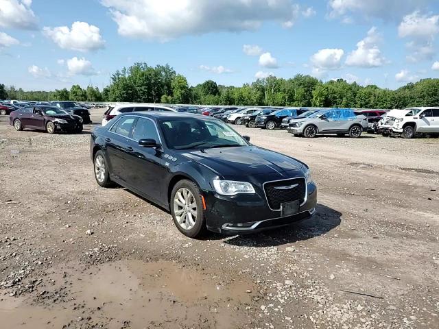 2C3CCARGXHH534967 2017 Chrysler 300 Limited