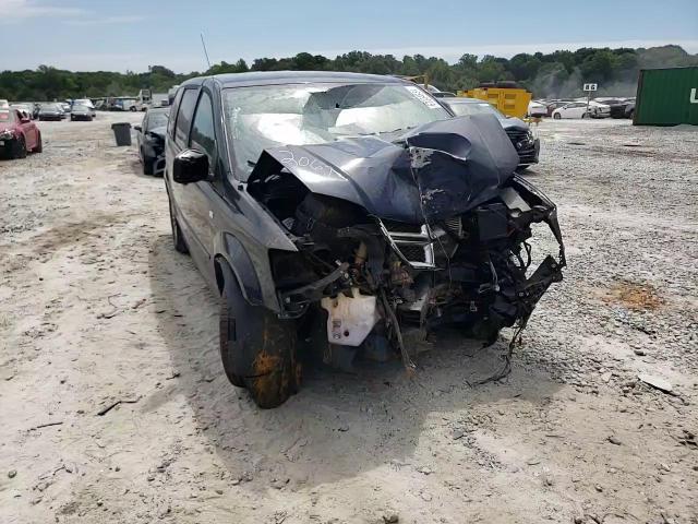 2014 Dodge Caravan - Image 12
