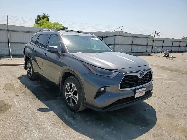 2022 Toyota Highlander Hybrid Xle VIN: 5TDHBRCH8NS544866 Lot: 66882834