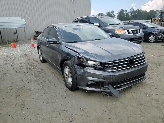 2016 Volkswagen Passat S VIN: 1VWAT7A3XGC009923 Lot: 69805134