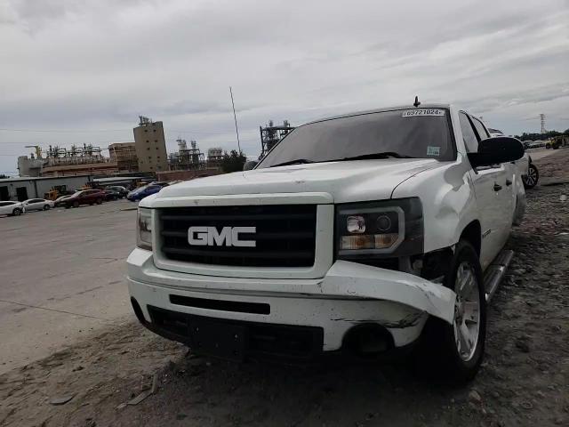 2007 GMC New Sierra C1500 VIN: 2GTEC13J371517234 Lot: 69721024