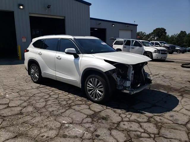 2020 Toyota Highlander Platinum VIN: 5TDFZRAH3LS015814 Lot: 68702454