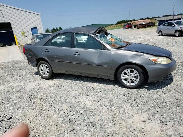 2004 Toyota Camry Le VIN: 4T1BF32K24U583091 Lot: 65801974