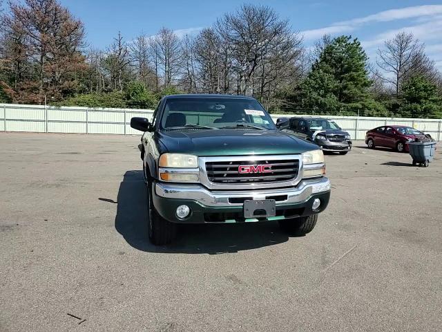 2004 GMC New Sierra K1500 VIN: 2GTEK19V741112857 Lot: 69289104