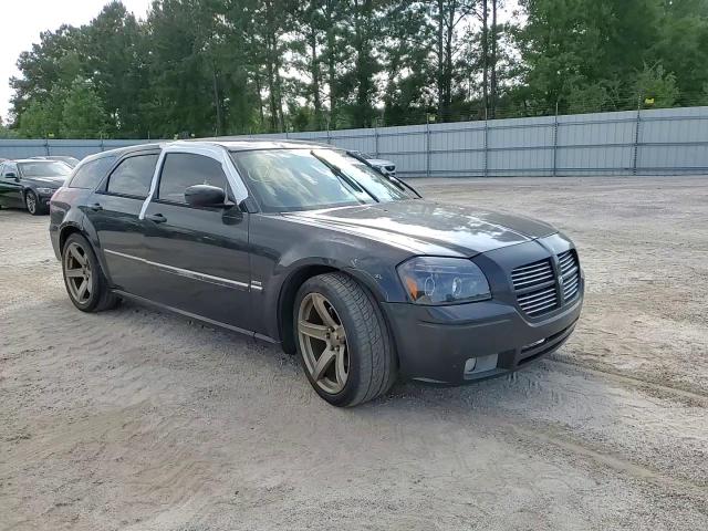 2005 Dodge Magnum R/T VIN: 2D4GV58205H610800 Lot: 67446944