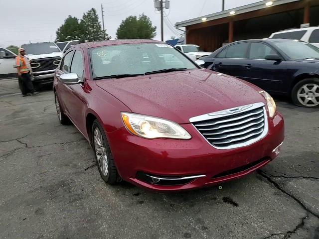 2011 Chrysler 200 Limited VIN: 1C3BC2FG5BN533049 Lot: 70707985