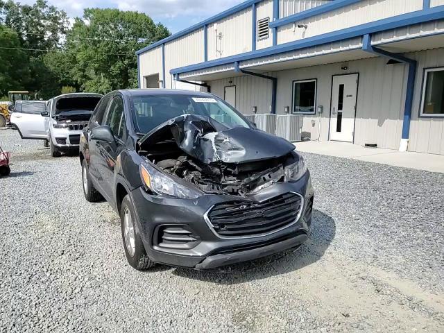 2020 Chevrolet Trax Ls VIN: 3GNCJNSB1LL167309 Lot: 70743815