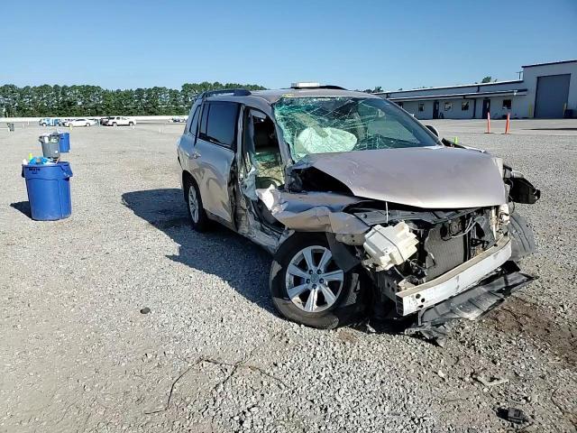 2011 Toyota Highlander Base VIN: 5TDZA3EH4BS010535 Lot: 70126195