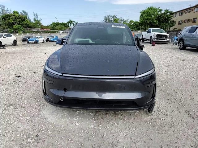 2026 Tesla Model Y VIN: 7SAYGDEE9TA407086 Lot: 70633355