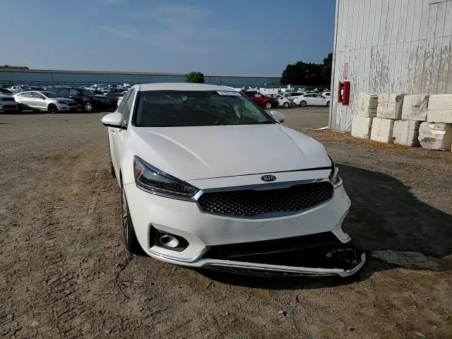 2017 Kia Cadenza Premium VIN: KNALB4J19H5046816 Lot: 67021495
