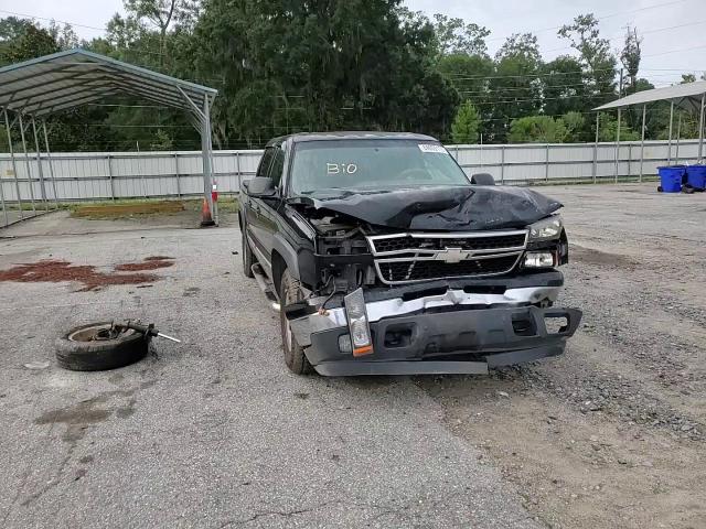 2006 Chevrolet Silverado K1500 VIN: 2GCEK13T661216153 Lot: 69009115