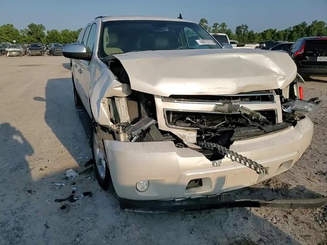 2011 Chevrolet Suburban C1500 Ltz VIN: 1GNSCKE01BR130492 Lot: 68272725