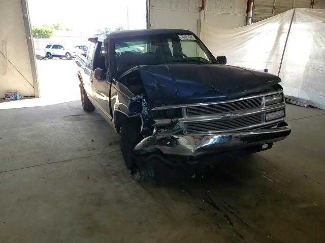 1998 Chevrolet Gmt-400 K1500 VIN: 1GCEK19R0WE181636 Lot: 70121645