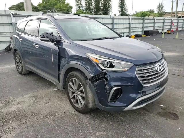 2017 Hyundai Santa Fe Se VIN: KM8SN4HF1HU247960 Lot: 70998555