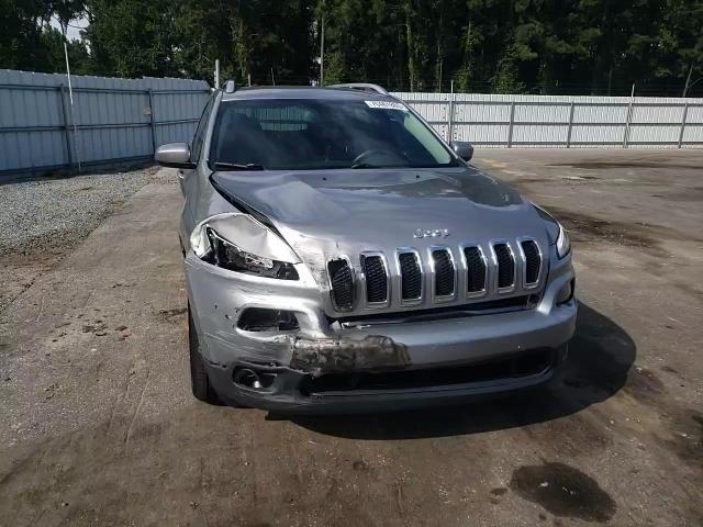 2018 Jeep Cherokee Latitude VIN: 1C4PJLCB5JD537337 Lot: 70461865