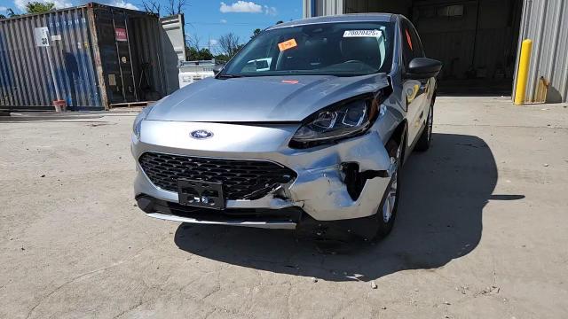 2022 Ford Escape Se VIN: 1FMCU9G61NUA90268 Lot: 70020425