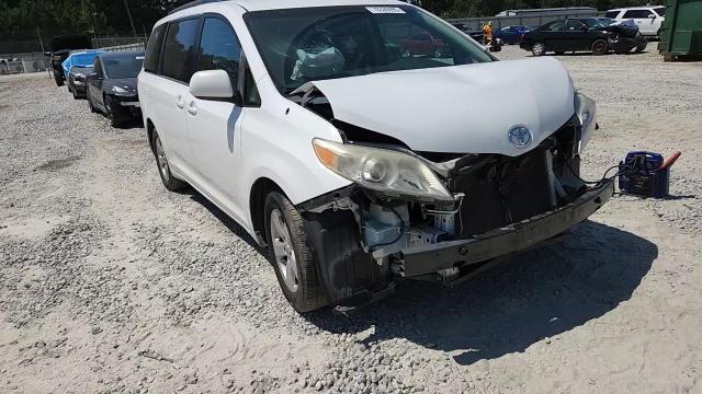 2014 Toyota Sienna Le VIN: 5TDKK3DC9ES412382 Lot: 70326095