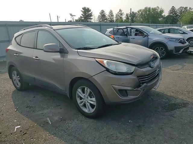2011 Hyundai Tucson Gls VIN: KM8JU3AC6BU196861 Lot: 68093865