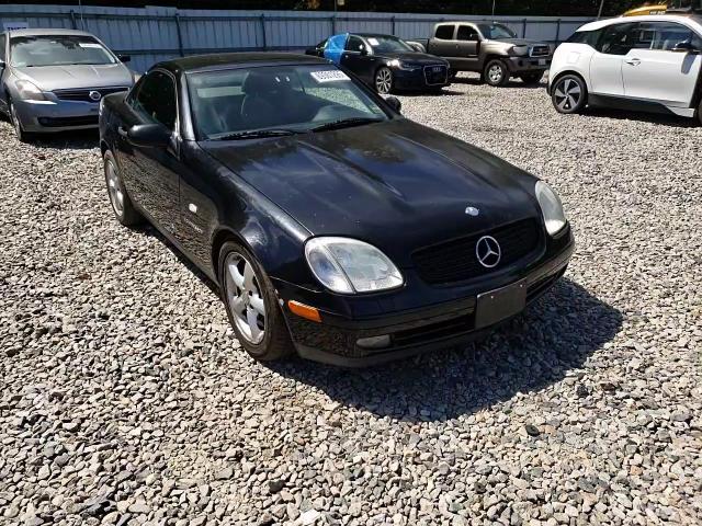 2000 Mercedes-Benz Slk 230 Kompressor VIN: WDBKK47FXYF146417 Lot: 69361295