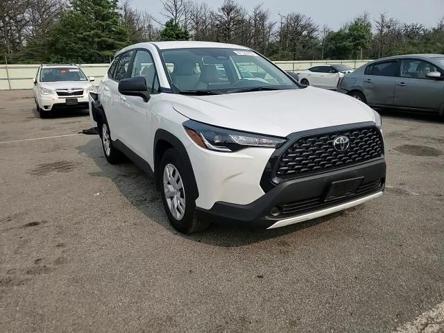 2024 Toyota Corolla Cross L VIN: 7MUAAABGXRV112077 Lot: 67723795