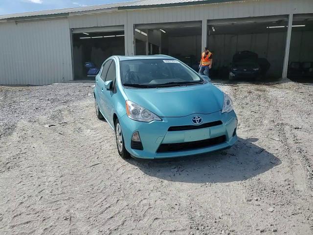 2013 Toyota Prius C VIN: JTDKDTB39D1037117 Lot: 69873575