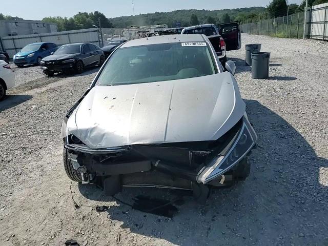 2019 Hyundai Elantra Se VIN: 5NPD74LF7KH410921 Lot: 69298385