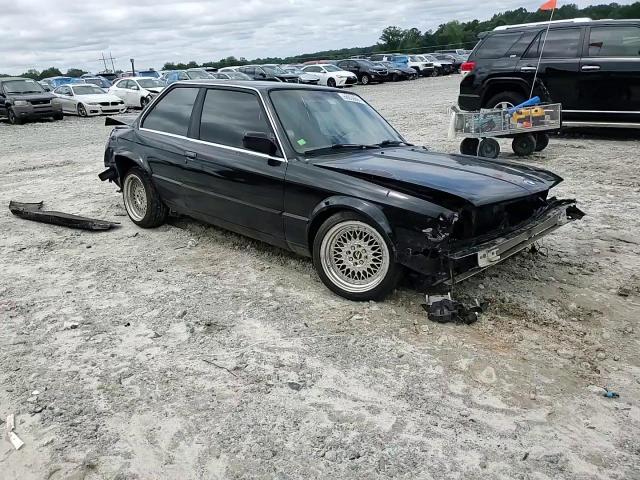 1988 BMW 325 Is Automatic VIN: WBAAA2308J8260722 Lot: 68038665