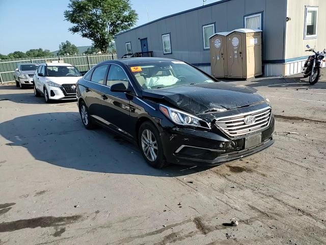 2017 Hyundai Sonata Se VIN: 5NPE24AF8HH488767 Lot: 67434695