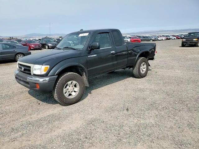 2000 Toyota Tacoma Xtracab VIN: 4TAWN72NXYZ629135 Lot: 69763105