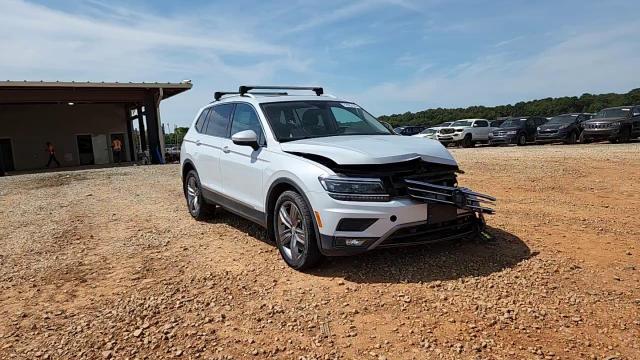 2018 Volkswagen Tiguan Sel Premium VIN: 3VV4B7AX2JM197334 Lot: 69982405