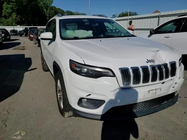 2019 Jeep Cherokee Latitude Plus VIN: 1C4PJMLX7KD368523 Lot: 69642565