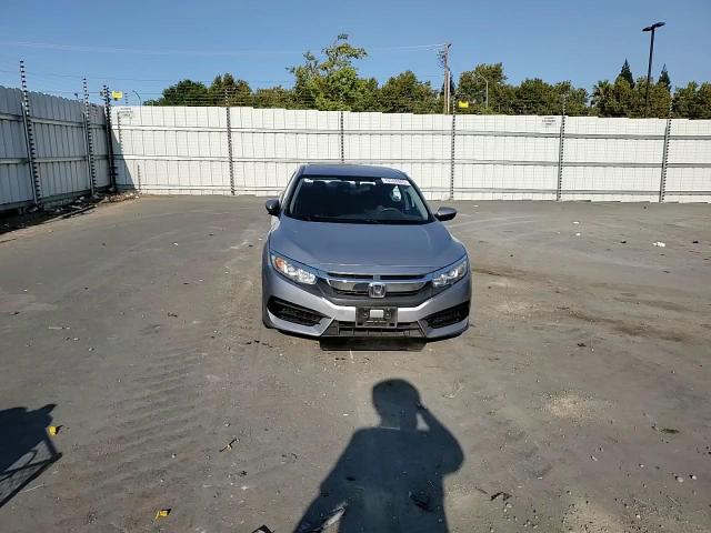 2018 Honda Civic Lx VIN: 2HGFC2F57JH598313 Lot: 70348685