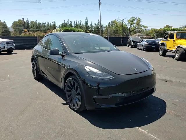 2023 Tesla Model Y VIN: 7SAYGDEF7PF761853 Lot: 67068365