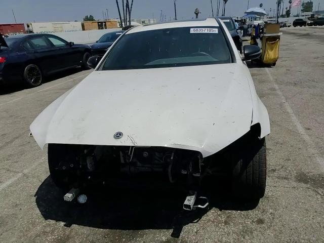 2019 Mercedes-Benz E 300 VIN: WDDZF4JB9KA579408 Lot: 68357105