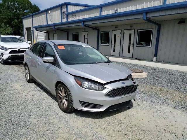 2017 Ford Focus Se VIN: 1FADP3F24HL315519 Lot: 70471795