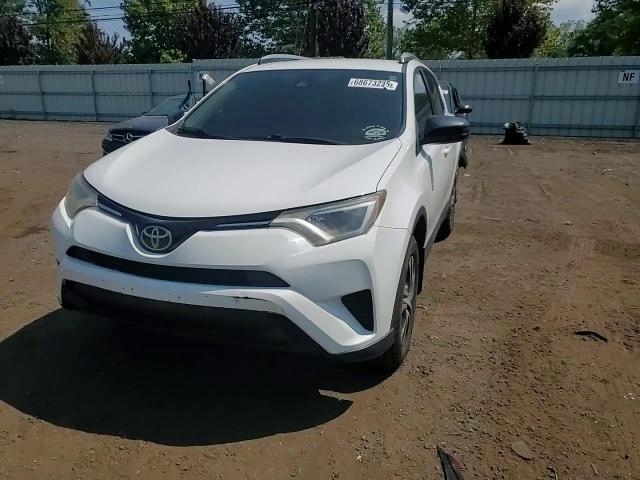 2017 Toyota Rav4 Le VIN: JTMBFREV2HJ118752 Lot: 68673235