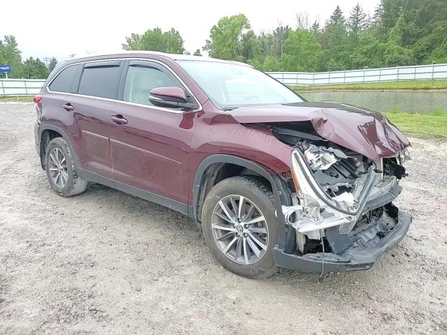 2019 Toyota Highlander Se VIN: 5TDJZRFH4KS961678 Lot: 69469325