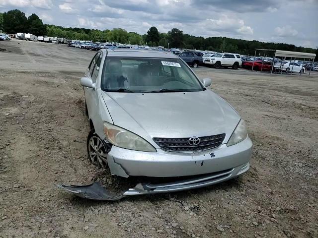 2004 Toyota Camry Le VIN: 4T1BF30K54U571522 Lot: 69829815