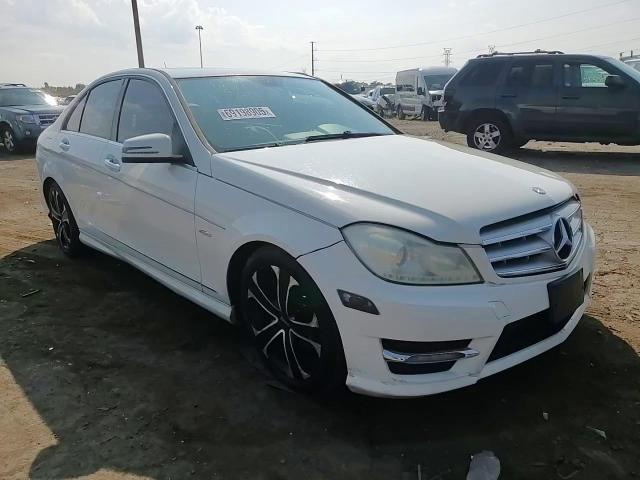 2012 Mercedes-Benz C 250 VIN: WDDGF4HB7CR208487 Lot: 69198905