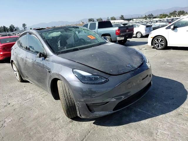 2023 Tesla Model Y VIN: 7SAYGDED7PF963865 Lot: 69295755